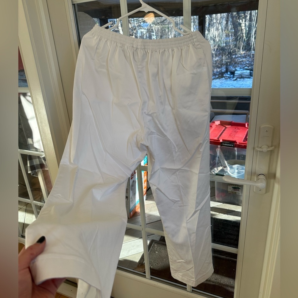 Alfred Dunner White Elastic-Waist Pants - Picture 2 of 5